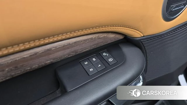Land Rover Discovery 5 id 4689085 из Кореи 27