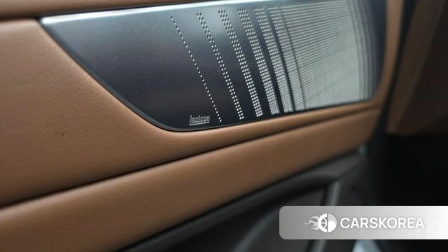 Genesis G80 (RG3) id 4650448 из Кореи 27
