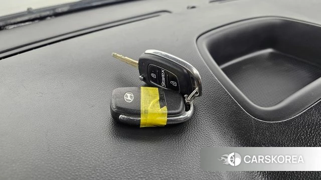 Hyundai The New Grand Starex id 4717846 из Кореи 27