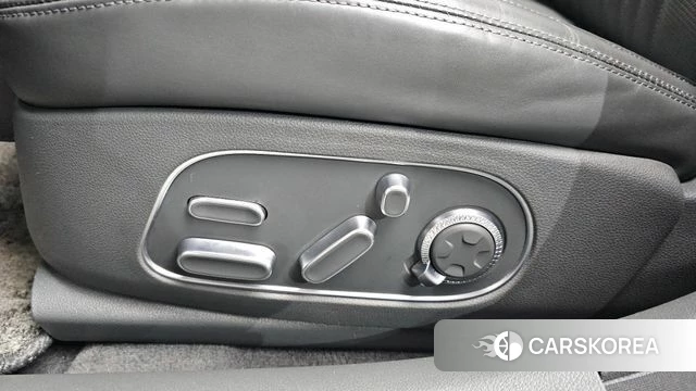 Genesis G90 (RS4) id 4186781 из Кореи 27