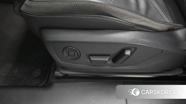 Audi Q3 (F3) id 4753626 из Кореи 27