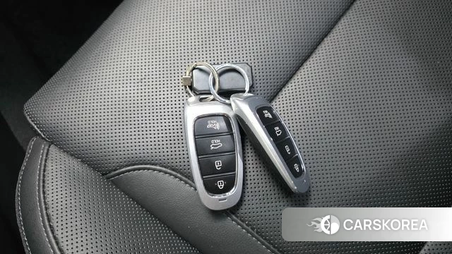 Hyundai The New Grandeur IG id 4324664 из Кореи 27