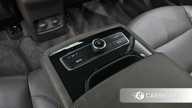 Kia Come New K7 id 4638350 из Кореи 27