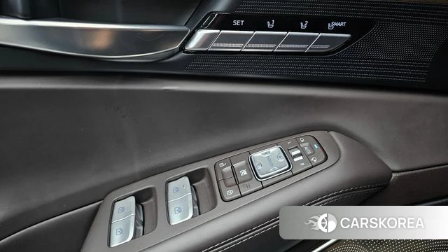 Genesis G90 id 4794666 из Кореи 27