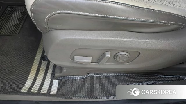 Kia Carnival 4th generation id 4350061 из Кореи 27