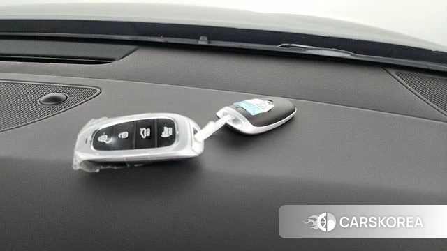 Hyundai The New Grandeur IG Hybrid id 4530111 из Кореи 27