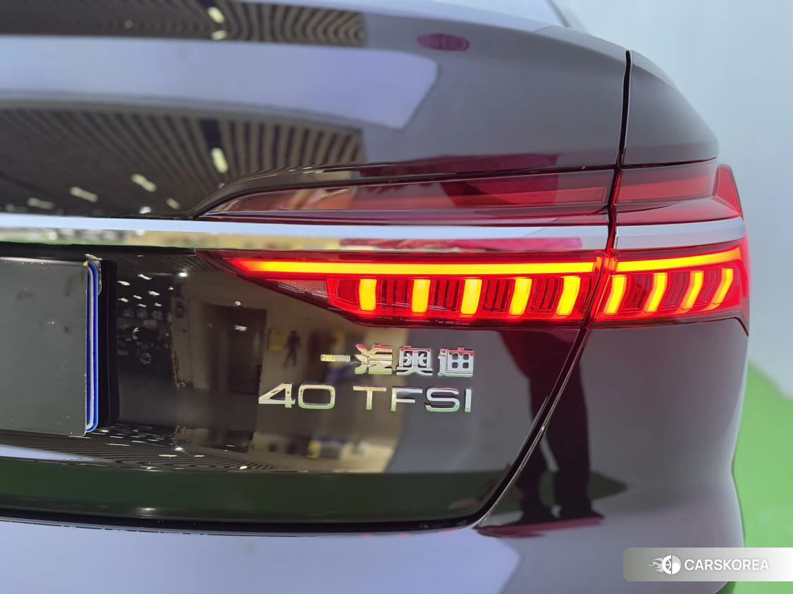 Audi A6L id 4453024 из Китая 27