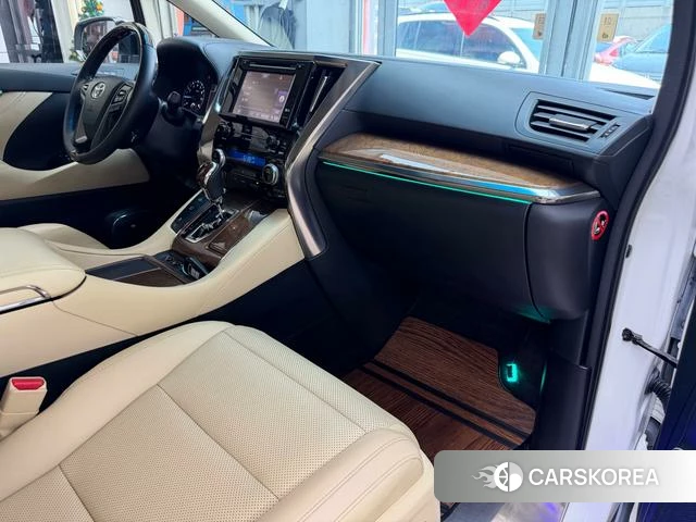 Toyota Elfa id 4208968 из Китая 27