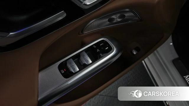 Mercedes-Benz E-Class W214 id 4185656 из Кореи 27