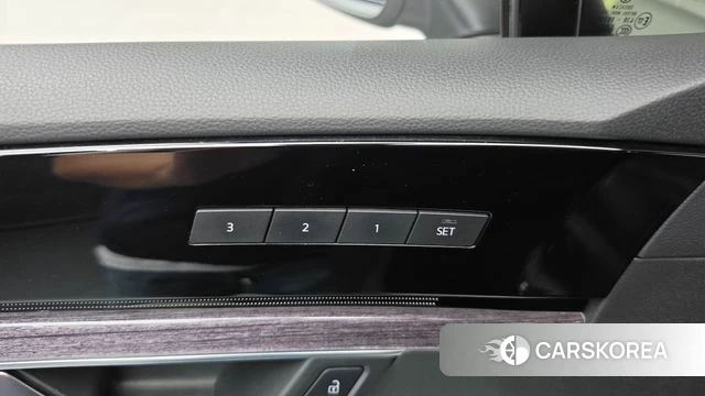 Volkswagen Touareg 3rd generation id 4836243 из Кореи 27