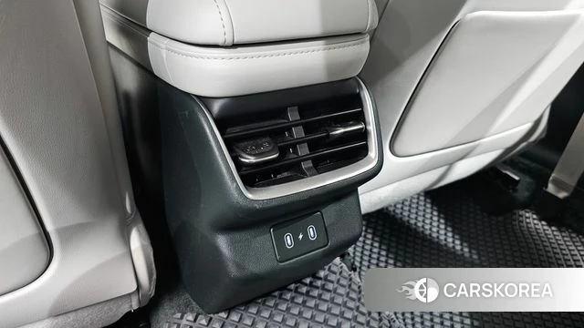 Hyundai Grandeur Hybrid (GN7) id 4422096 из Кореи 27