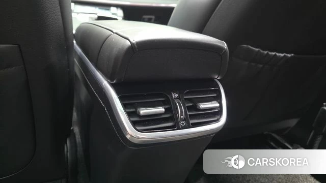 Hyundai The New Grandeur IG Hybrid id 4429866 из Кореи 27