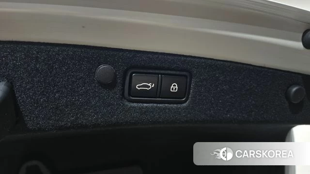 Hyundai The New Grandeur IG id 4382399 из Кореи 27