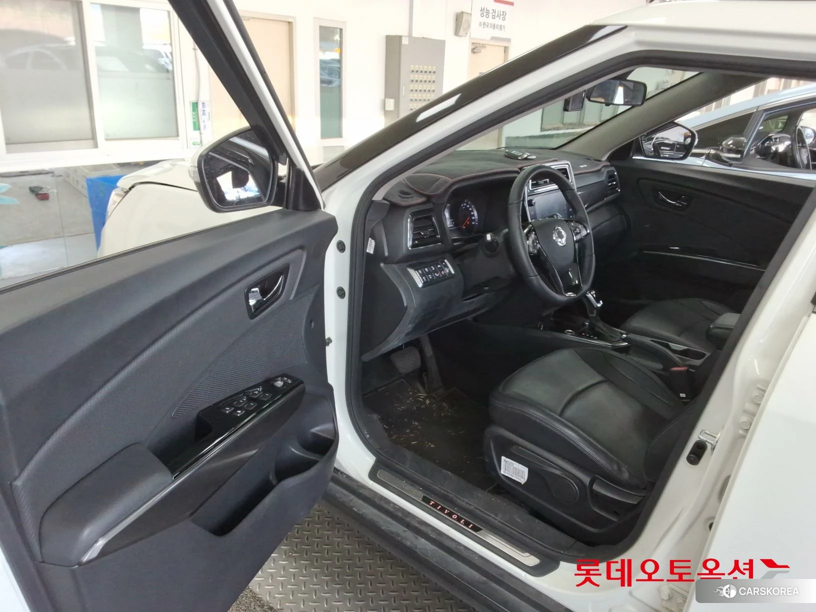 SsangYong Tivoli id 3882202 из Кореи 27