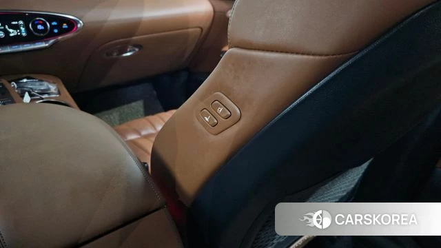 Genesis GV70 id 4186701 из Кореи 27