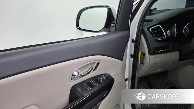 Kia The New Carnival id 4677476 из Кореи 27