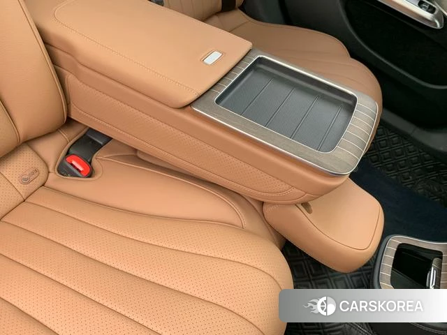 Mercedes-Benz E-class id 4299591 из Китая 27
