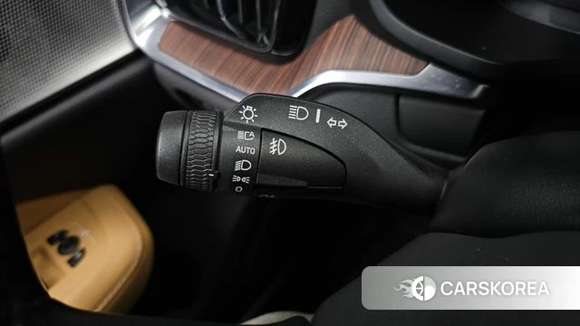 Volvo V60 Cross-Country 2nd Generation id 4573654 из Кореи 27