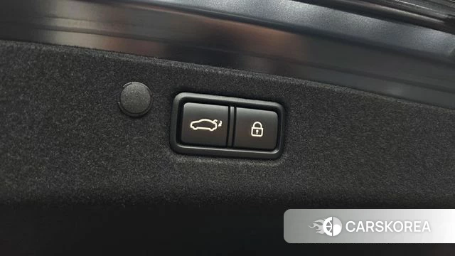 Hyundai The New Grandeur IG Hybrid id 4657619 из Кореи 27