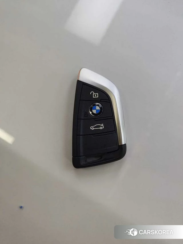 BMW X1 id 4341674 из Китая 27