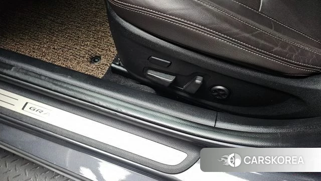 Hyundai Grandeur IG id 4508683 из Кореи 27