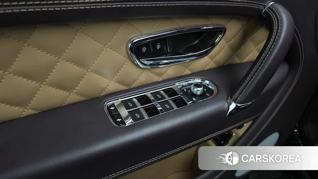 Bentley Bentayga id 4563172 из Кореи 27