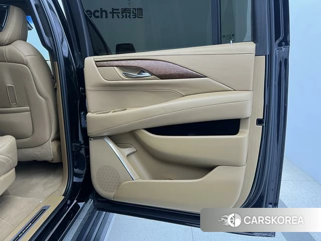 Cadillac Escalade ESCALADE id 3784152 из Китая 27