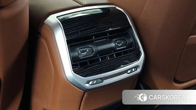 BMW 7 Series (G70) id 4649795 из Кореи 27