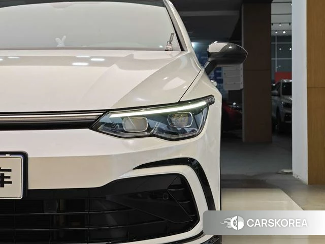 Volkswagen Golf id 4353789 из Китая 27