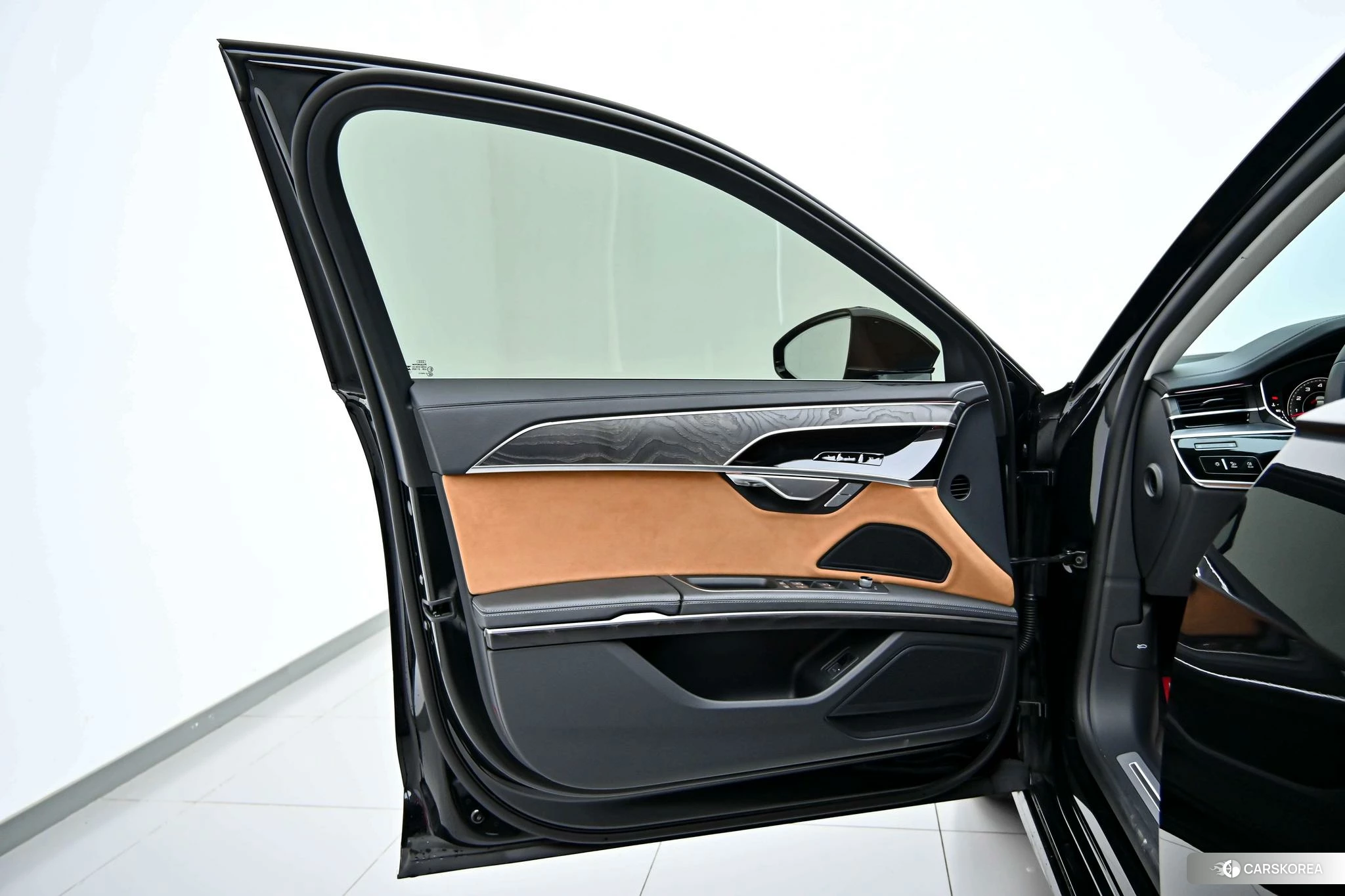 Audi A8 id 4512770 из Китая 27