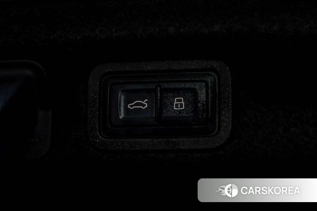 Audi A7L id 4290540 из Китая 27