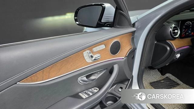 Mercedes-Benz E-Class W213 id 4731717 из Кореи 27