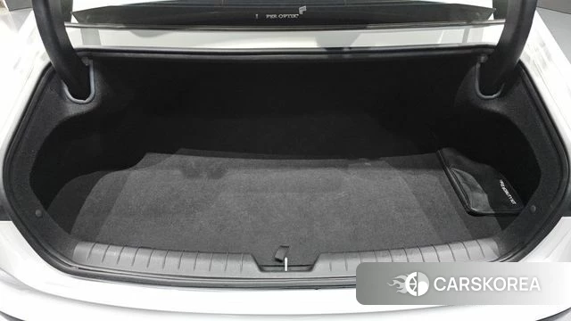 Hyundai Grandeur (GN7) id 4528640 из Кореи 27
