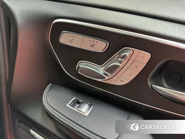 Mercedes-Benz V-class id 4208857 из Китая 27