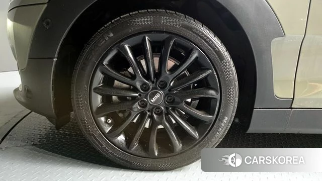 Mini Cooper Clubman id 4268718 из Кореи 27