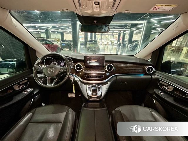Mercedes-Benz V-class id 3890720 из Китая 26