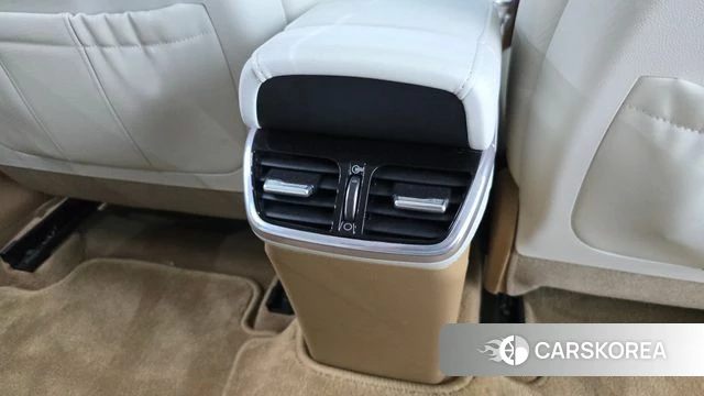 Hyundai The New Grandeur IG Hybrid id 4482484 из Кореи 27