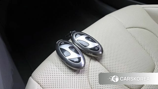 Hyundai The New Avante (CN7) id 4400946 из Кореи 27