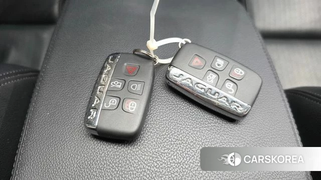 Jaguar XF (X260) id 4525968 из Кореи 27