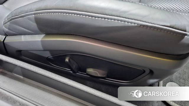 Porsche 911(992) id 4416277 из Кореи 27