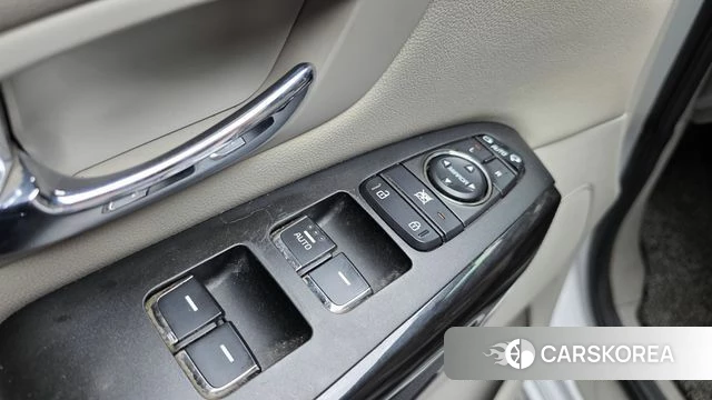 Kia The New Carnival id 4937656 из Кореи 27