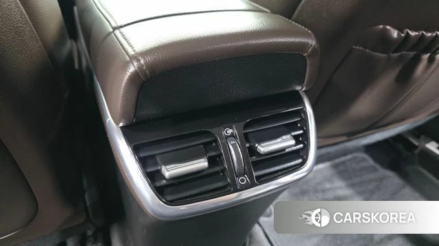 Hyundai The New Grandeur IG Hybrid id 4232193 из Кореи 27