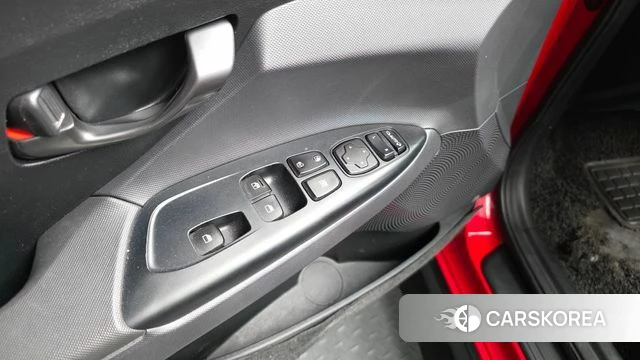 Hyundai Veloster (JS) id 4525210 из Кореи 27