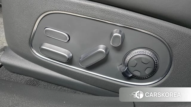 Genesis G90 (RS4) id 4316220 из Кореи 27