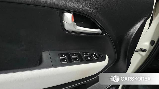 Kia The New Kia Ray id 4354550 из Кореи 27