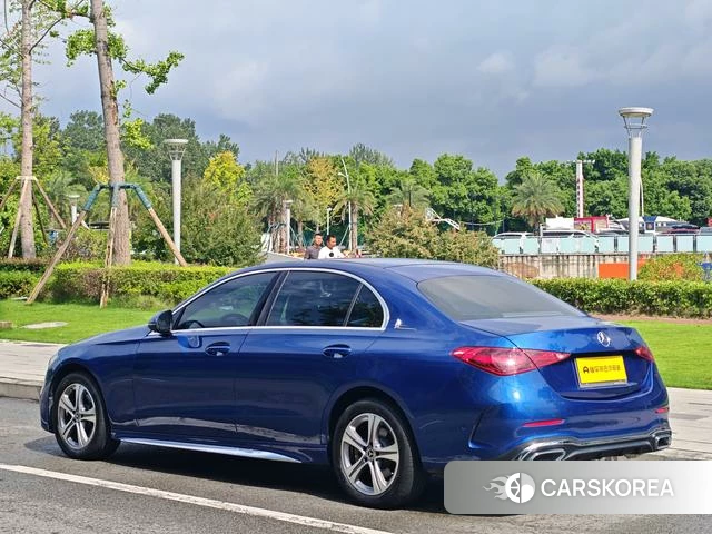 Mercedes-Benz Class C id 4256744 из Китая 27