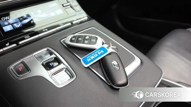 Hyundai The New Grandeur IG Hybrid id 4518658 из Кореи 27