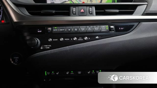 Lexus ES300h 7th generation id 4794722 из Кореи 27