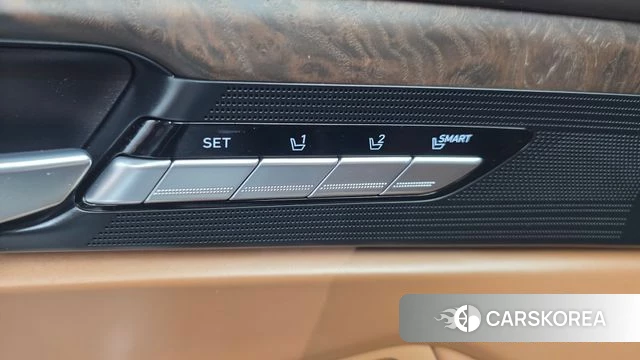 Genesis G90 id 4417018 из Кореи 27