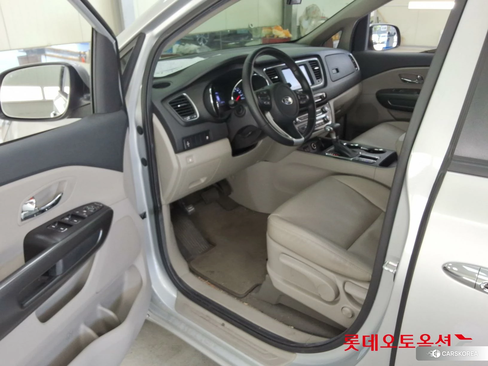Kia Carnival id 4679381 из Кореи 27